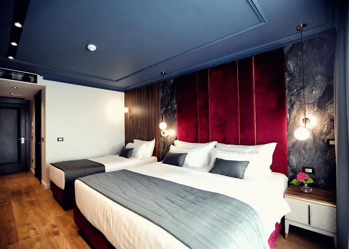 Luxury Premium Finese Golem (Tirana)